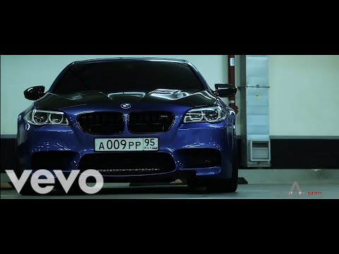 UNAVERAGE GANG   Whole Gang Mobbin ft  BLACK SMURF