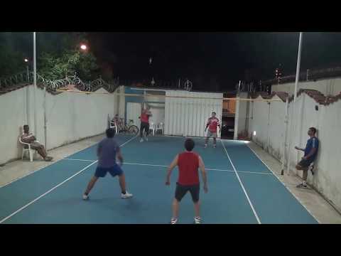 PETECA FÉLIX - LINDA PINGADA DE DD!