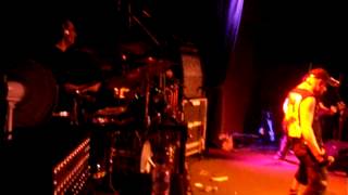 The Berzerker performing "World of Tomorrow" at the Hi Fi Bar, 27.10.07.