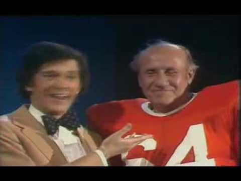 Sketch Ilja Richter & Helmut Schön - American Football in Disco 1980