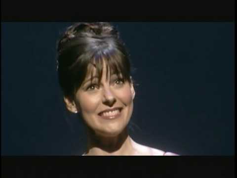 RUTHIE HENSHALL - My Funny Valentine (Live)