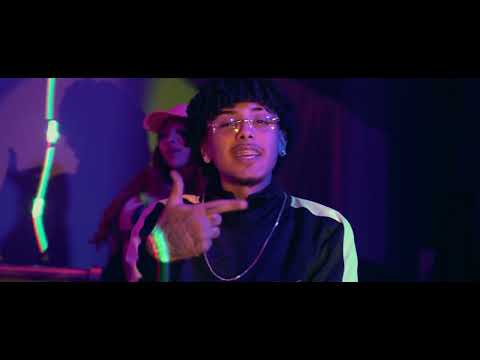 Ledavile x BrandonSkrt - UN MUA (Video Oficial)