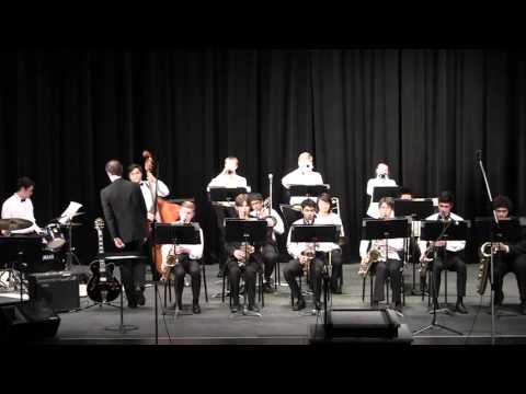 IHS Jazz II performs “Jingle Bells” at the 2015 IHS Winter Concert