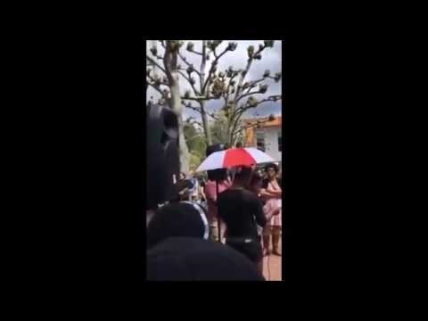 Evergreen State College student attempts to read (Bret Weinstein saga)