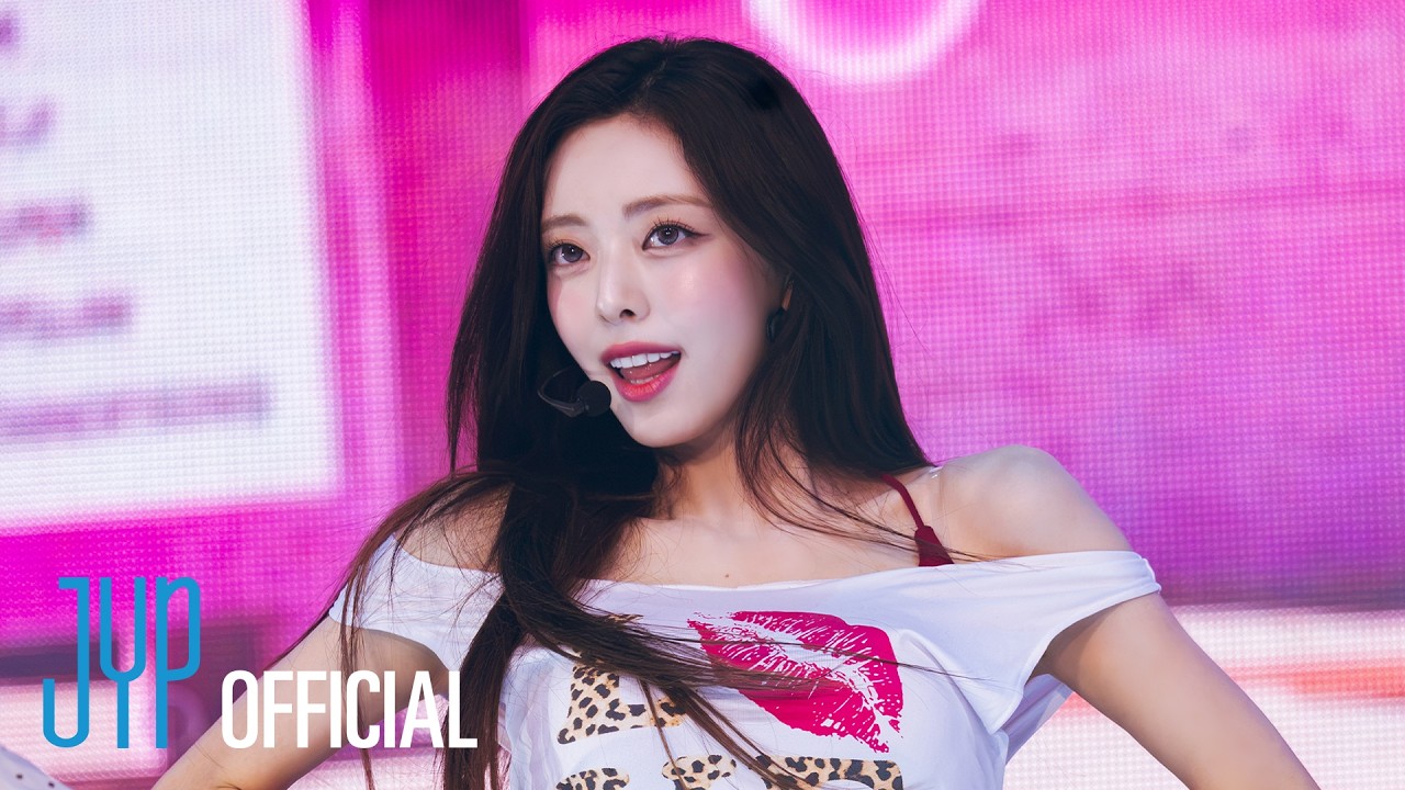 YUNA “Bubble Pop!” @ ITZY The 5th Fan Meeting “ALL IN, MIDZY”