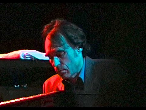 PROCOL HARUM: THEME FROME "SEPARATION" (MATTHEW FISHER), CROYDON, FAIRFIELD HALL, 25 May 2002