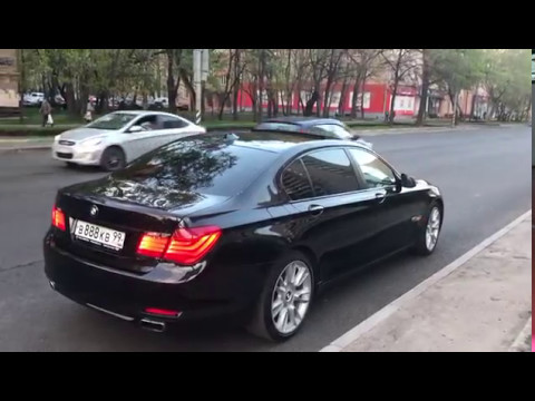 BMW 750 Li Burnout