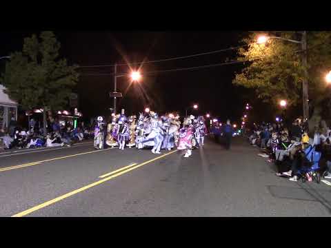 2019 Woodbury Fall Parade 09   Jersey String Band