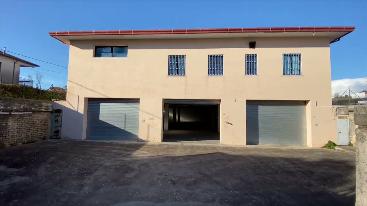 Capannone - Negozio in affitto ad Artena