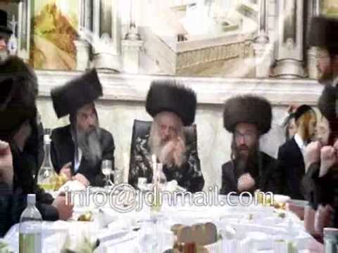 Sukkos 5772 With Chernovitz Rebbe
