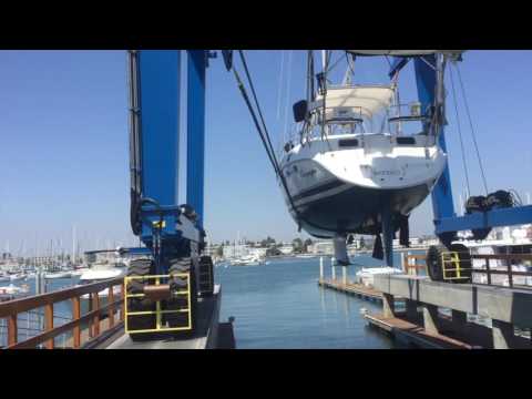 2004 Hunter 456cc Passage Sailboat Haulout for Survey and hull design