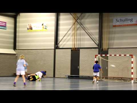 DZV'82 Da1 - Morado CF Da2 - 24-11-2010 - Tegendoelpunt nr.2 Morado CF Da2