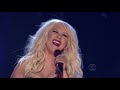 Christina Aguilera - Tribute to Aretha Franklin (Live At Grammy Awards 2011)