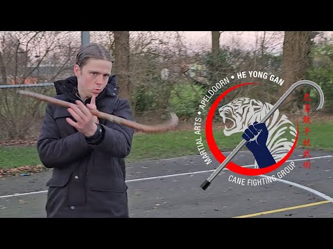 Cane Fighting: Figure 8 Middle Grip - Martial Arts