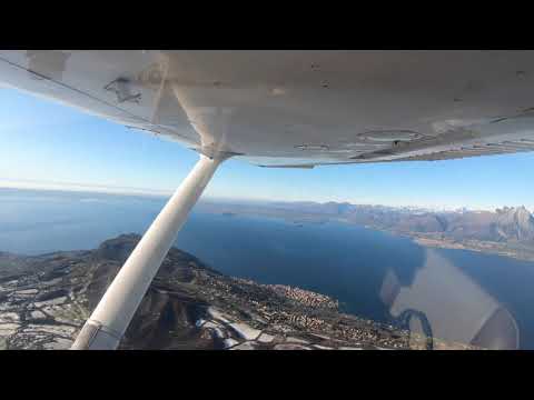 CESSNA 150 Routine flight - Lago di Garda - Verona Boscomantico