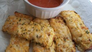 Low-Carb Bodybuilding Cheesy Breadsticks