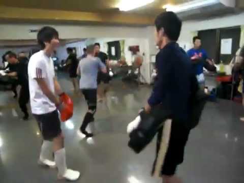 2012年10月15日（月）キックボクシング 前後のフットワーク