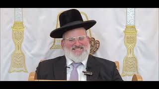 הרב יצחק לוי | רב העיר נשר | זכר למחצית השקל ומתנות לאביונים | תרומה תשפ"ו (הרב יצחק לוי) - התמונה מוצגת ישירות מתוך אתר האינטרנט יוטיוב. זכויות היוצרים בתמונה שייכות ליוצרה. קישור קרדיט למקור התוכן נמצא בתוך דף הסרטון