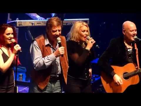 Kim Wilde & Marty Wilde - White Winter Hymnal - Shepherds Bush Empire, London - December 2013