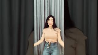 Download lagu dj Hujan Badai Angin Ribut - tiktok @nila anggora goyangnya mantul 😍😍 mp3