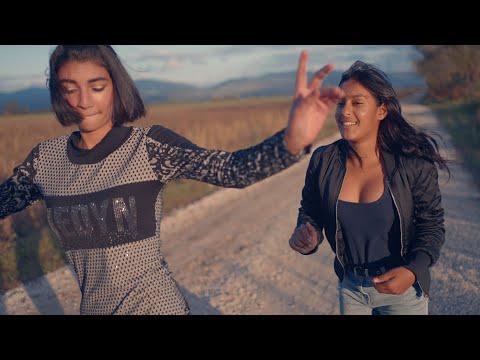 Castkovske cajenky - Oktobrove tanecky