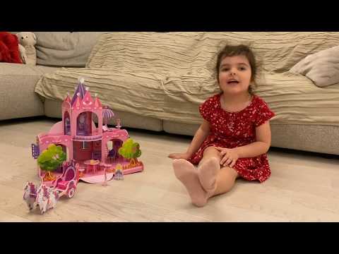 Как наша Маша собирала 3D замок-пазл. Видеообзор.