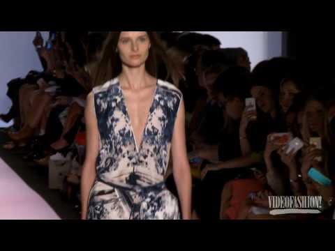 BCBGMAXAZRIA Spring/Summer 2014 - Videofashion - Interviews, Backstage & Runway