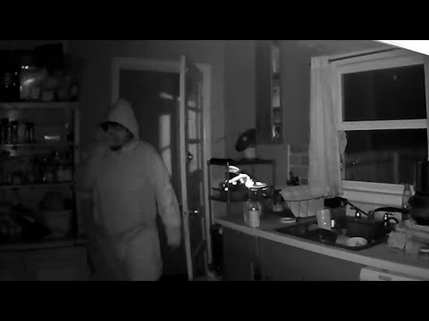 Man broke into home 4 times to watch daughter sleep, mom says