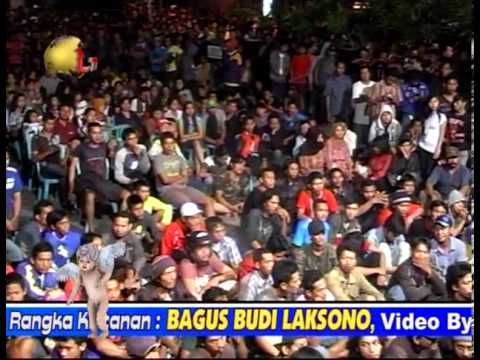 download lagu mp3 mp4 Gelandangan New Pallapa, download lagu Gelandangan New Pallapa gratis, unduh video klip Gelandangan New Pallapa