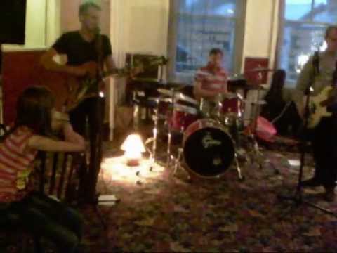 The Pristines - 2. Sell Out (live 16.7.11).wmv