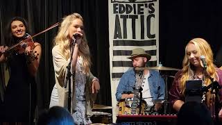 Emily Ann Roberts cover of "9 to 5" 7/29/23 Decatur, Ga.