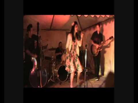 The Voronas - Way Down In The Hole - Tom Waits cover - live @ Spread Eagle Pub