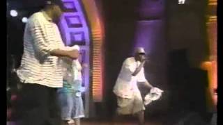 Wu-Tang Clan - &quot;Wu Wear The Garment Renaissance&quot; &amp; &quot;Daytona 500&quot; Live On MTV