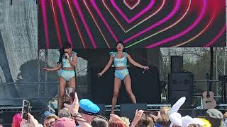 The Cheeky Girls - Cheeky Song (Back 2 Festival 2025) 4K