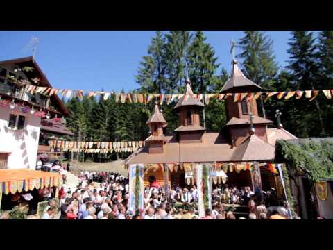 M-rea Sf. Glicherie - Hram 2012 - Tatal nostru.MOV