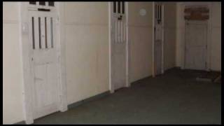 preview picture of video 'Paranormal Investigation of Haunted Willow Court- APIU'