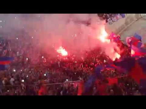 "Después del tercer gol - Los de abajo - U de chile vs huachipato" Barra: Los de Abajo • Club: Universidad de Chile - La U