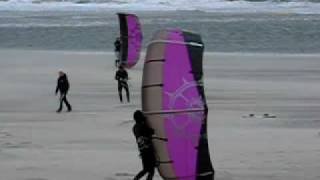 preview picture of video 'kitesurfen Texel De Koog'
