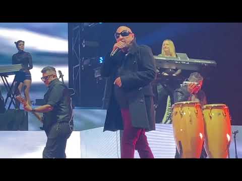 EN VIVO  - Karol G y La Mosca - Te quiero comer la boca