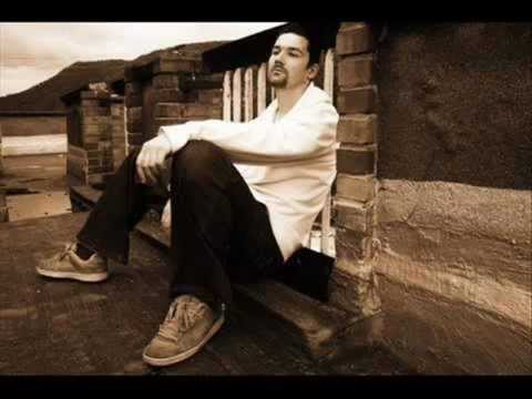 Deniro - Izvini feat. Skinny