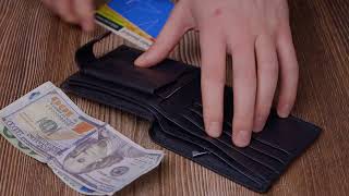 Мужской кошелек удобного размера ST Leather 22471 черный