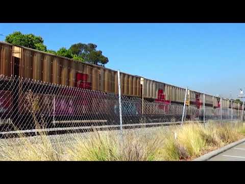 2 westbound  SCT Interstate Freighters. 2MP9 @ MILLENDON Jcn. 4/2/2023. And 1GP1 @ MIDLAND. 8/2/2023