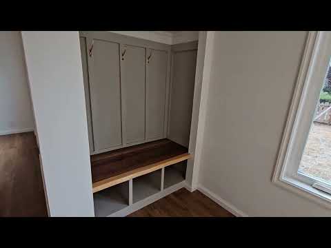4 Bed, 2 Bath Home in Lincoln Neighborhood of NW Vancouver property video