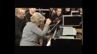 3.Shostakovich: Piano Concerto No. 2 - Effie Agrafioti & Greek Radio Orch. (Errikos Frezis cond.)