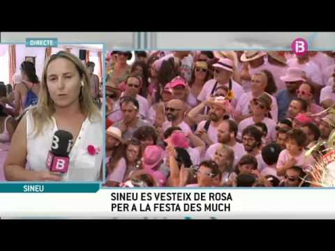 Es Much vesteix Sineu de color de rosa