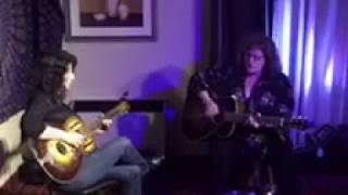 I Can Tell - Suzie Vinnick &amp; Donna Herula