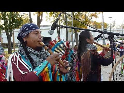 Edison & Luis -- Sanjuacum Wayanay -- 03.10.2019, Moscow, P1090974