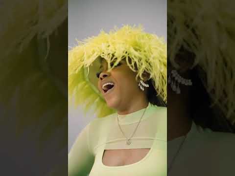 Londie London previews her new single Themba featuring DJ Maphorisa and Yumbs.