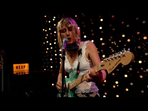 Lambrini Girls - God's Country (Live on KEXP)