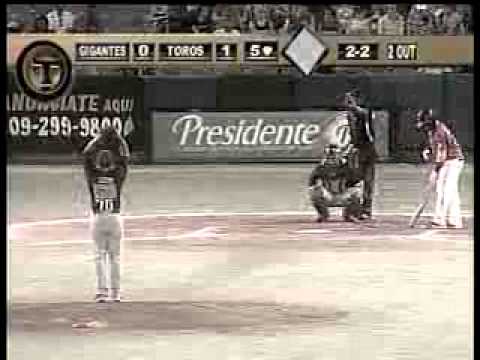 Gigantes del Cibao Vs Toros del Este (11-Diciembre-2011)
